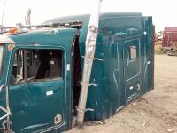 1995-2025 Kenworth W900L GREEN FOR PARTS Sleeper - For Parts