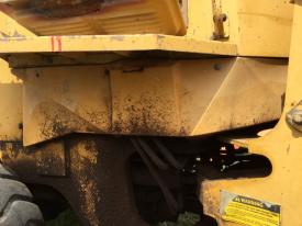 CAT 926E Right/Passenger Body, Misc. Parts - Used