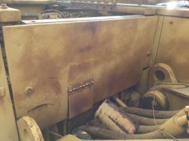 CAT 235 Right/Passenger Body, Misc. Parts - Used