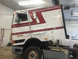 International 9700 Cab Assembly - For Parts