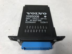 Volvo VNL Electrical, Misc. Parts Volvo Truck Relay W/ 1 Plug | P/N 3985008