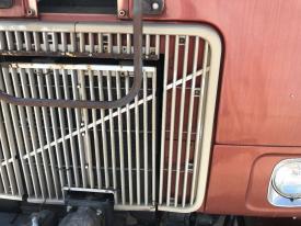 Volvo WX Left/Driver Grille - Used