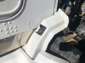 Kenworth T660 White Right/Passenger Extension Cowl - Used