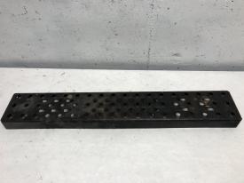 Ford LT9000 Right/Passenger Step (Frame, Fuel Tank, Faring) - Used | P/N E7HT9B141