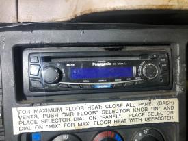 International 8100 CD Player A/V Equipment (Radio)