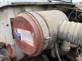 International S1900 Right/Passenger Air Cleaner - Used