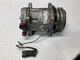 Volvo WAH Air Conditioner Compressor - Used | P/N 006538408870
