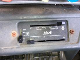 Mack RD600 Heater A/C Temperature Controls - Used