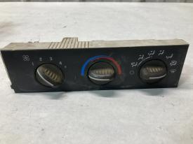 Chevrolet C4500 Heater A/C Temperature Controls - Used | P/N 94666468