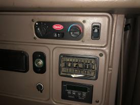 Peterbilt 386 Left/Driver Sleeper Control - Used