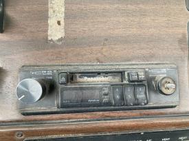 Freightliner FLD120 Cassette A/V Equipment (Radio), Tuner Button Missing
