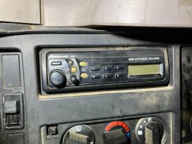 International 4900 Tuner A/V Equipment (Radio)