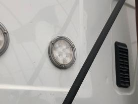 International PROSTAR CAB/SLEEPER Right/Passenger Clearance Lighting, Exterior - Used