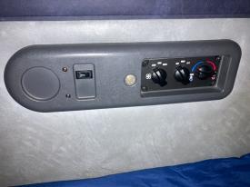Mack CXU613 Sleeper Control - Used