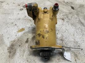 New Holland L553 Right/Passenger Hydraulic Motor - Used | P/N 771711