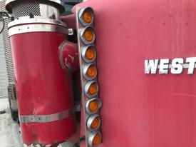 Western Star Trucks 4900FA Hood Right/Passenger Marker Lighting, Exterior - Used