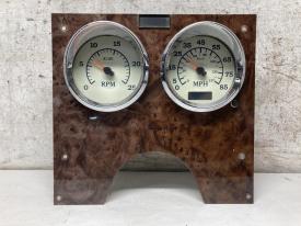 International 9200 Speedometer Instrument Cluster - Used | P/N 3592575C91
