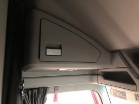 Kenworth T680 Console - Used
