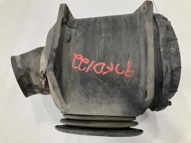 Ford A9513 Left/Driver Air Cleaner - Used | P/N P533730
