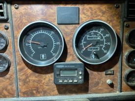 1987-2001 Kenworth T800 Speedometer Instrument Cluster - Used | P/N Verify