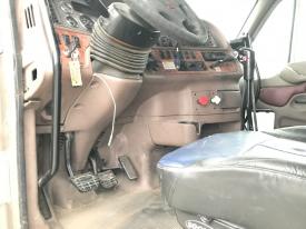 Peterbilt 587 Dash Assembly - Used