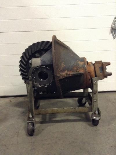 Eaton 19060S Rear Differential Assembly