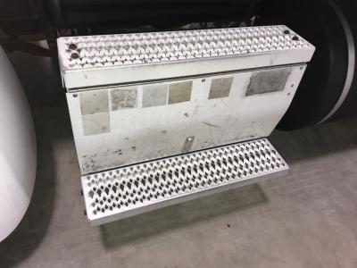 Peterbilt 386 Battery Box