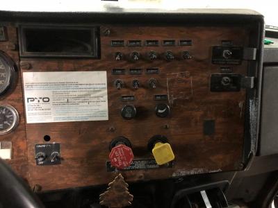 Peterbilt 377 Dash Panel - 06565AB