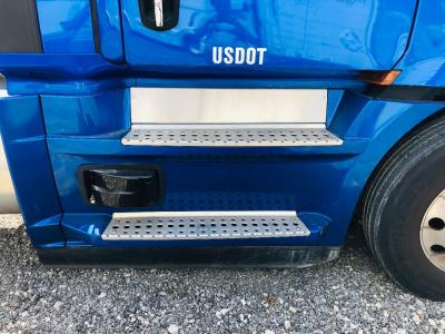 Freightliner Cascadia Chassis Fairing