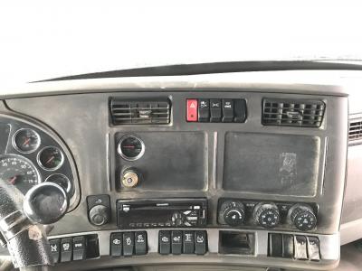 Kenworth T680 Dash Panel - S77-1039-2601