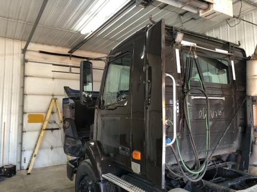Shell Cab Assembly, 2006 Volvo VNM : Day Cab