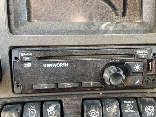 Kenworth T680 A/V (Audio Video): Head Unit Only