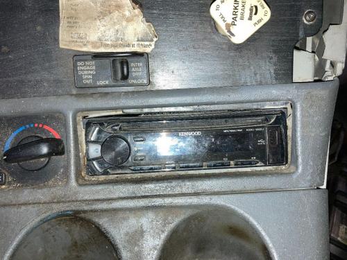 Freightliner COLUMBIA 120 A/V (Audio Video): Comes W/Remote