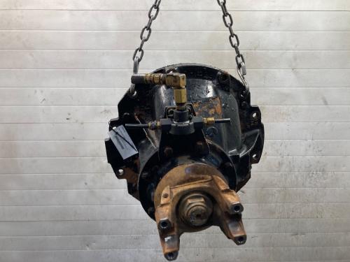 Meritor RS23160 Rear Differential/Carrier | Ratio: 3.91 | Cast# 3200n1704