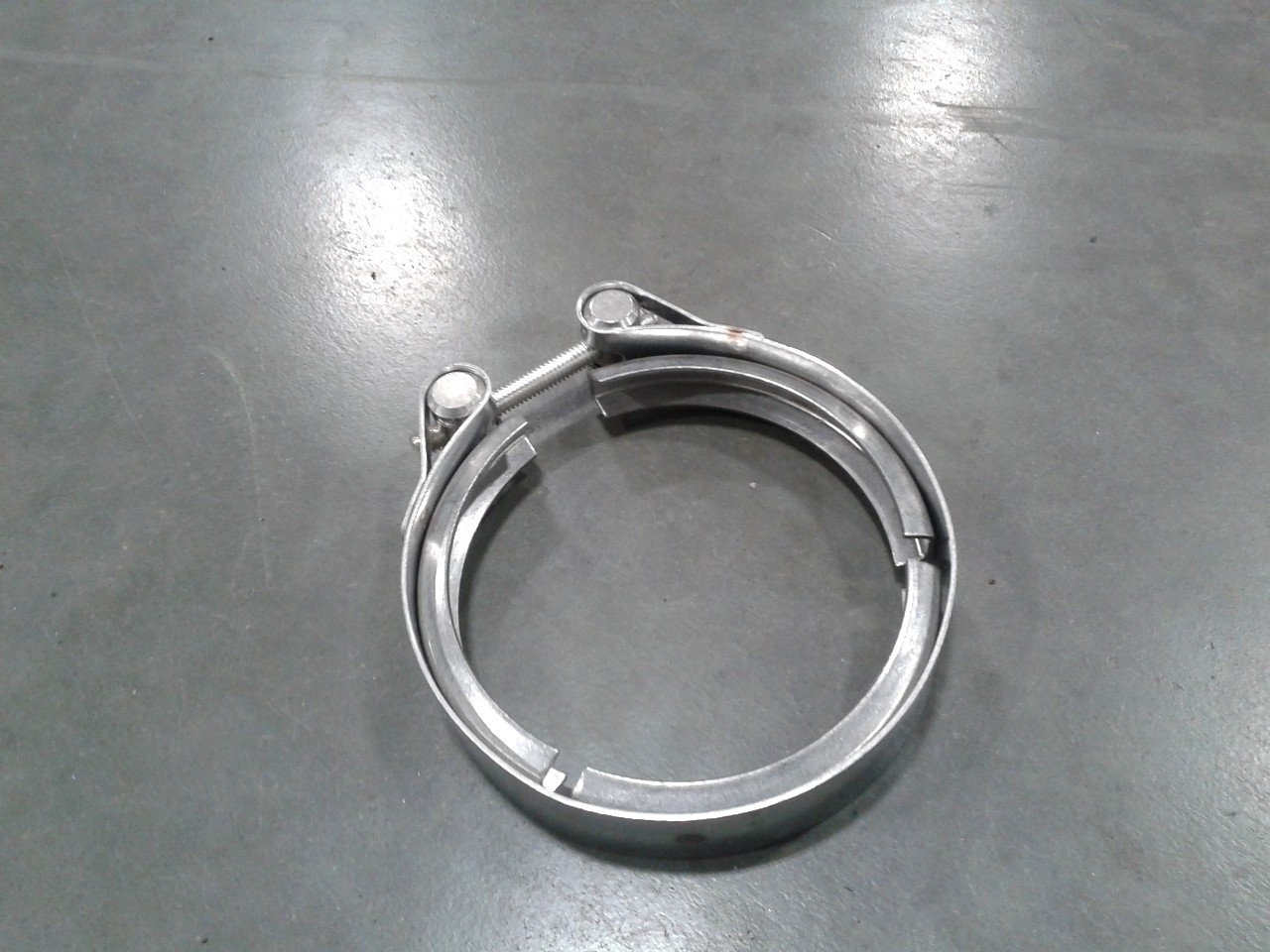 Sterling A0019955565 Exhaust Clamp