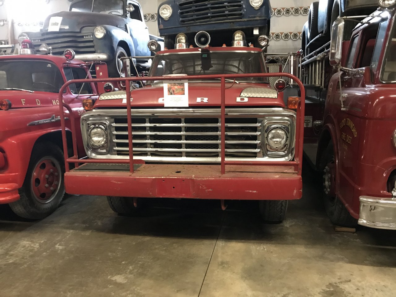 1975 Ford F700 