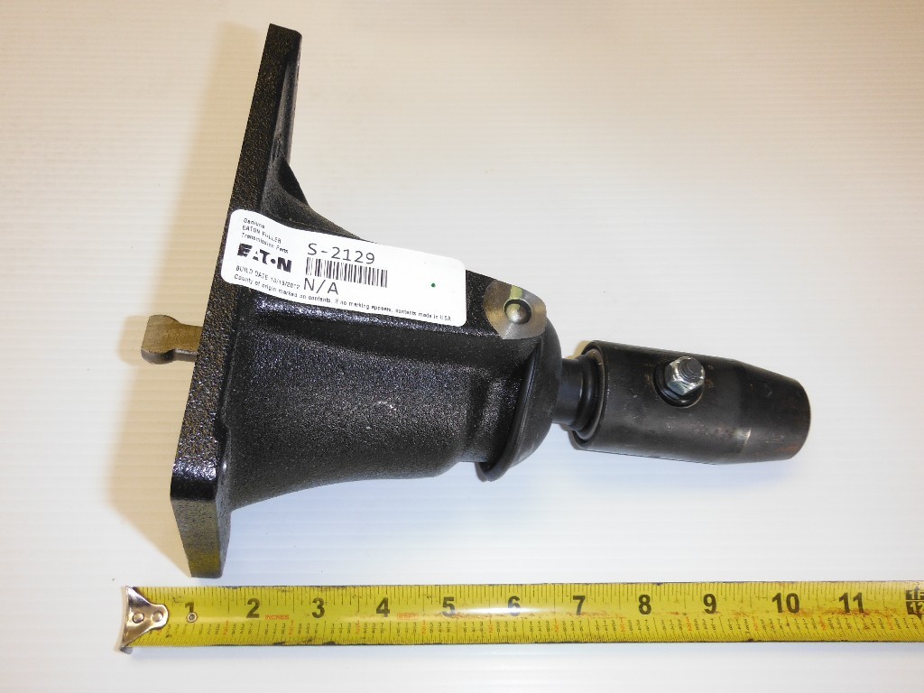 Fuller RTLO16713A Shift Lever - S2129