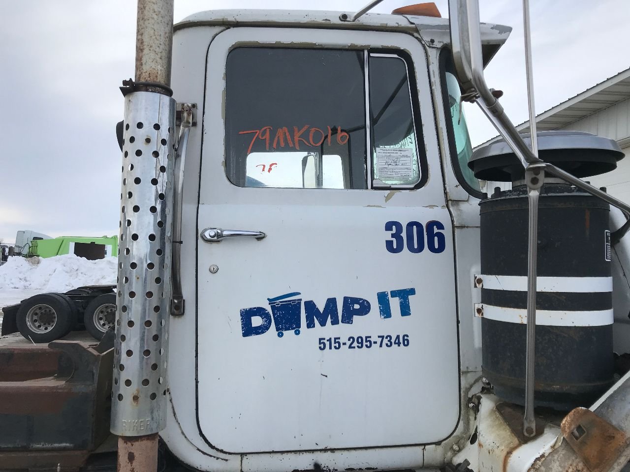 Mack DM600 1/25 big rig semi endt 679 diesel engine motor model truck part lot
