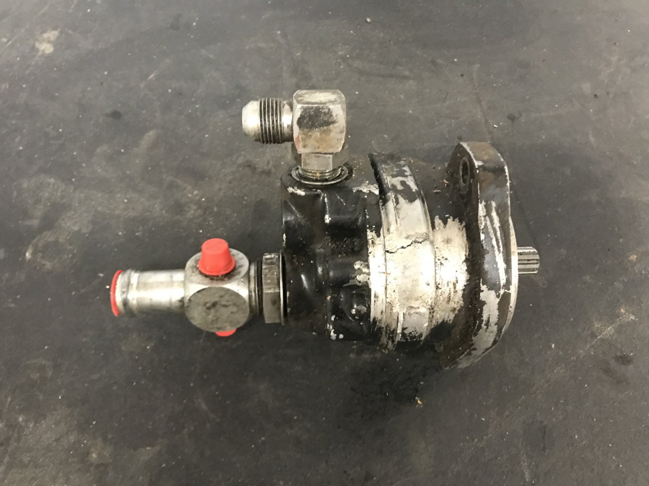   Hydraulic Pump - B95003061