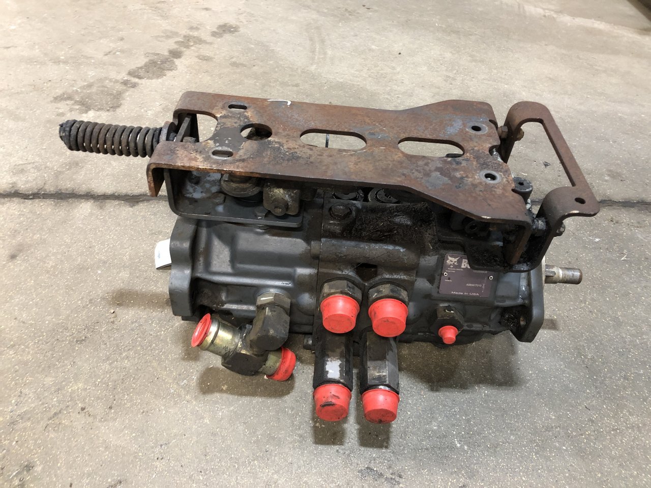 Bobcat S330 Hydraulic Pump - 6692813