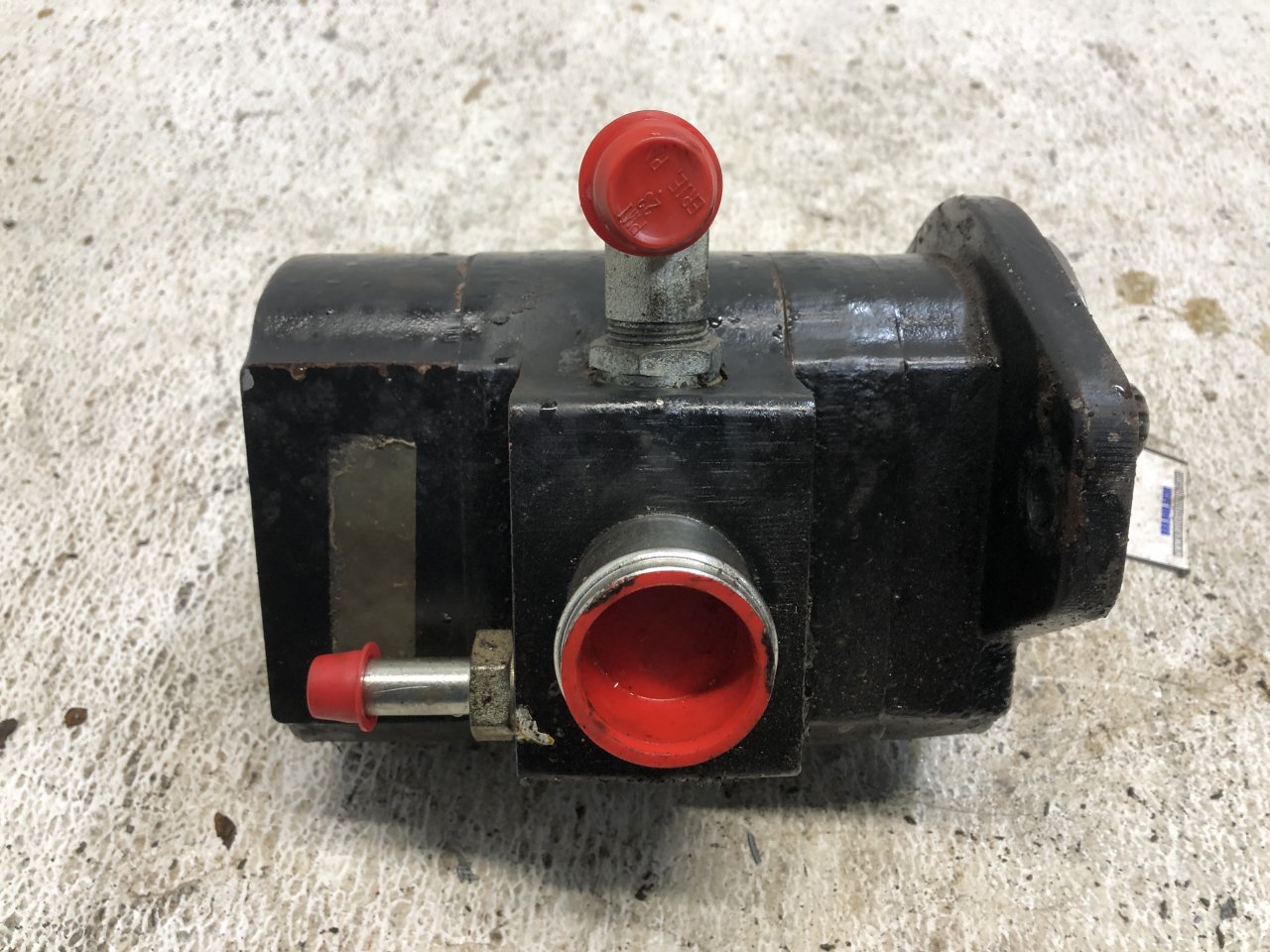 John Deere 318G Hydraulic Pump - AT441639
