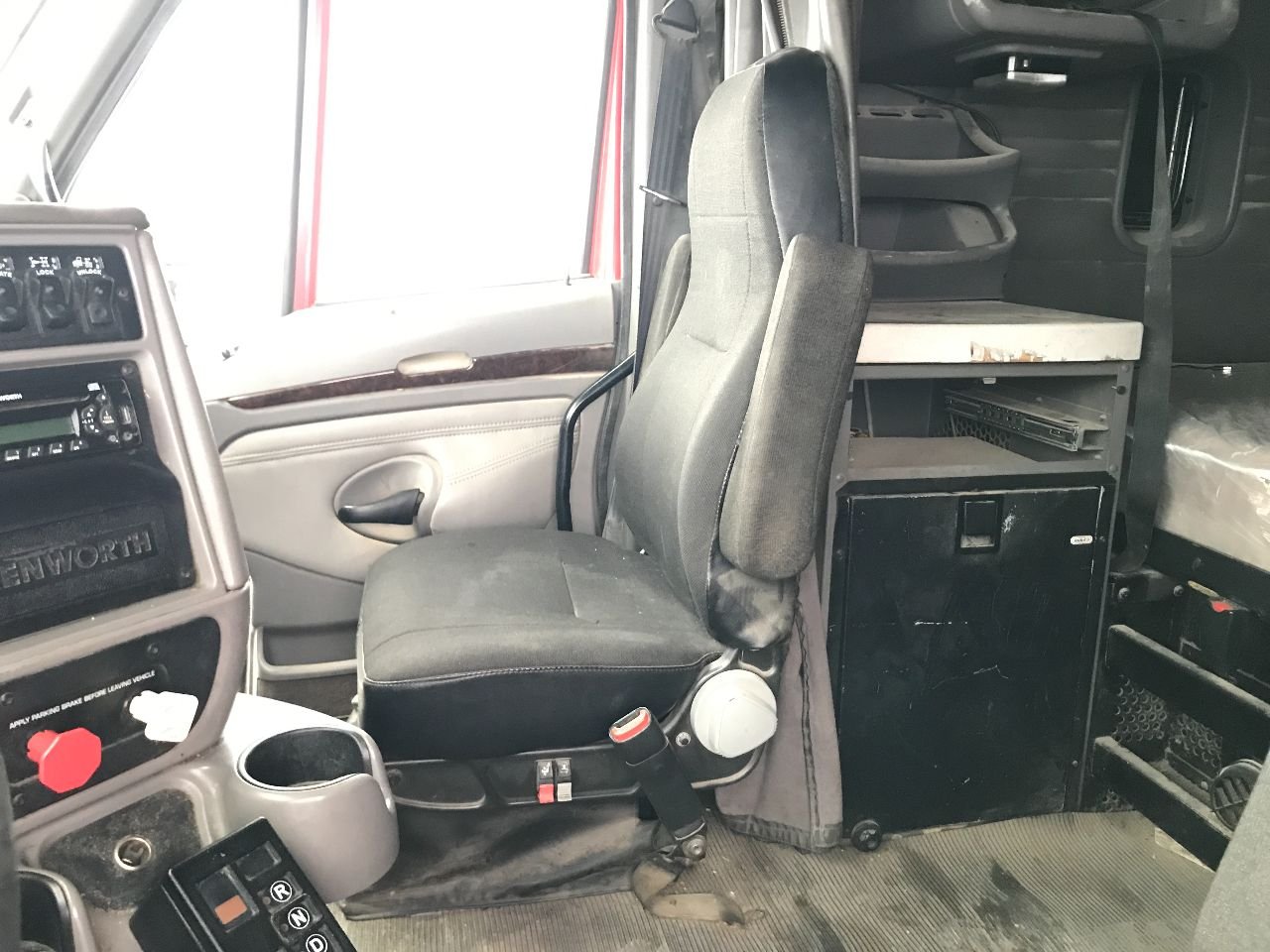 2014 Kenworth T680 Air Ride Seat For Sale
