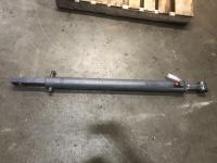 New Holland LS190 Right/Passenger Hydraulic Cylinder - Used | P/N 86836659