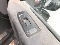 2013-2022 Peterbilt 579 Right/Passenger Door Electrical Switch - Used | P/N P2110502101