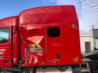 2013-2025 Peterbilt 579 RED FOR PARTS Sleeper - For Parts
