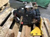 John Deere 700J XLT Equip Hydrostatic Pump - Used | P/N 9522768