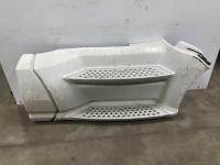 2008-2017 Kenworth T660 WHITE Right/Passenger FRONT Skirt - Used | P/N A771042R
