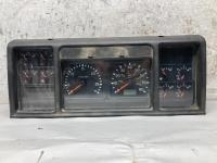 2000-2003 Volvo VNL Speedometer Instrument Cluster - Used | P/N 3198181P01