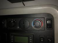 2012-2023 Kenworth T680 Heater A/C Temperature Controls - Used