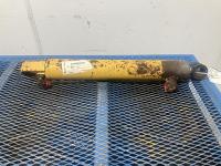 Case 1840 Left/Driver Hydraulic Cylinder - Used | P/N 118110A1